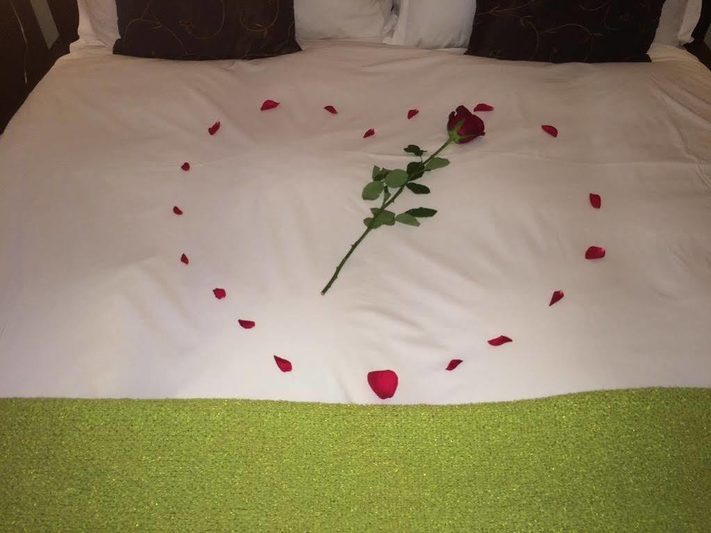 Ashmira Guest House Weymouth Ngoại thất bức ảnh